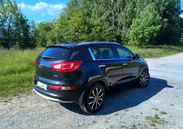 Kia Sportage cena 39900 przebieg: 219000, rok produkcji 2012 z Góra małe 352